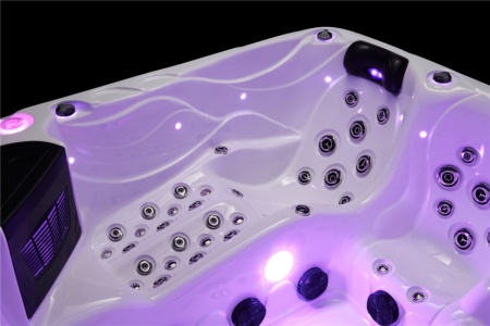 Гидромассажный спа-бассейн Joyee SPA Berlin