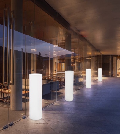 Светильник Цилиндр 30х190 питание от 220, RGB Светильник Цилиндр 30х190 питание от 220, RGB